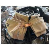 CLC Custom Leathercraft Suede Carpenter's Tool