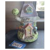 Vintage Easter Jubilee porcelain lamp *not