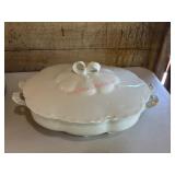 white porcelain covered tureen, Austria