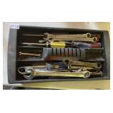 Box lot of tools (Shop)