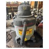 12 Gallon Shop Vac           (Shop)