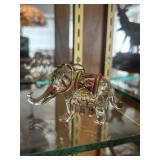 Small Beautiful Glass Elephant            (Dining