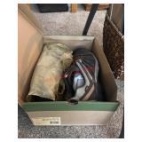 New Keen Tennis Shoes SZ 13           (living