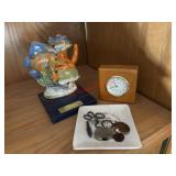 Little Wood Desk Clock, Trinket dish trinkets and
