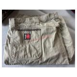 SZ 48 Wrangler Khaki Shorts