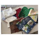 Place Mats lot           (living Room )