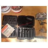 Arrow holder, Broadhead holders with Broadheads