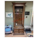 Glass Front Locking Gun Cabinet with Key