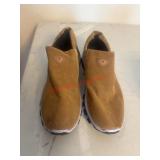 Mens Size 12 brown Slip ons    NEW