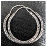 10K Gold 0.67g Small Hoop Earring Retail
