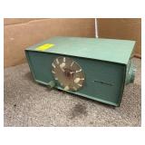 VINTAGE GENERAL ELECTRIC MANTLE CLOCK