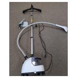 CLOTHES STEAMER