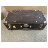 VINTAGE SUITCASE
