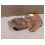 2 VINTAGE BASEBALL GLOVES