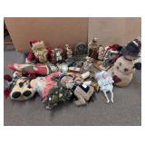 2 BOXES CHRISTMAS DECOR