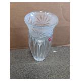 CRYSTAL VASE-NIB