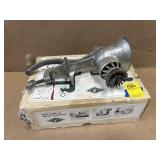 UNIVERSAL #2 GRINDER & APPLE PEELER