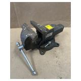 BENCH VISE