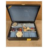 JEWLERY BOX W/COSTUME JEWELRY