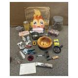 MISC VINTAGE ITEMS & TRINKETS