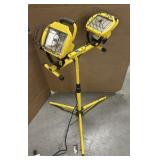 SHOP LIGHT W/STAND