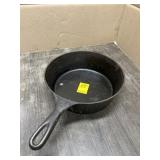 CAST IRON CHICKEN FRYER PAN