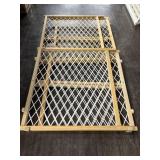 SAFETY GATE