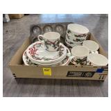 HOLIDAY GARDEN DISHWARE & BAKING PAN