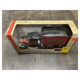 1918 DIE CAST CAR 1:25 SCALE