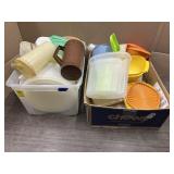 LARGE LOT OF VINTAGE TUPPERWARE