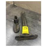 VINTAGE SHOE COBBLERS TOOLS