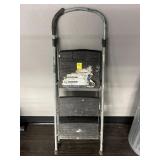 COSCO 3 STEP STEP STOOL