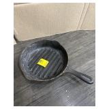CAST IRON SKILLET