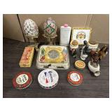 VINTAGE SALT/PEPPER SHAKERS & MISC VINTAGE ITEMS