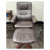 LOUNGE CHAIR W/OTTAMAN