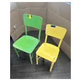 2 VINTAGE CHILDRENS SCHOOL CHAIRS