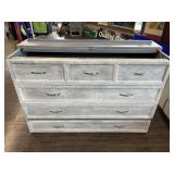 QUEEN SIZE MURPHY BED