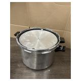 PRESTO PRESSURE CANNER/COOKER