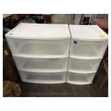 2 PLASTIC ORGANIZERS