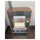 VINTAGE FAWN CANDY MACHINE