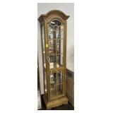 LIGHTED DISPLAY CABINET