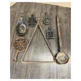 CAST IRON VINTAGE ITEMS