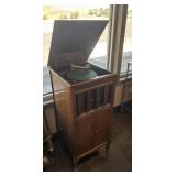 VINTAGE COLOMBIA GRAFONOLA