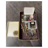 VINTAGE BROACHES & COSTUME JEWELRY