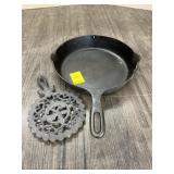 #8 CAST IRON SKILLET & CAST IRON POT HOLDER