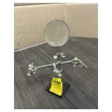 FLY TIE MAGNIFIER