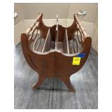 VINTAGE MAGAZINE RACK