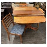 SOLID WOOD TABLE W/DROP LEAF & 3 CHAIRS