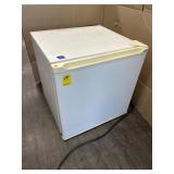 HAIER MINI FRIDGE