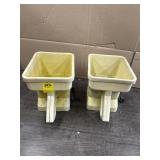2 SEED SPREADERS